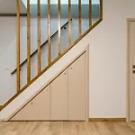 Elegant Decorated House - Free Private Parking!